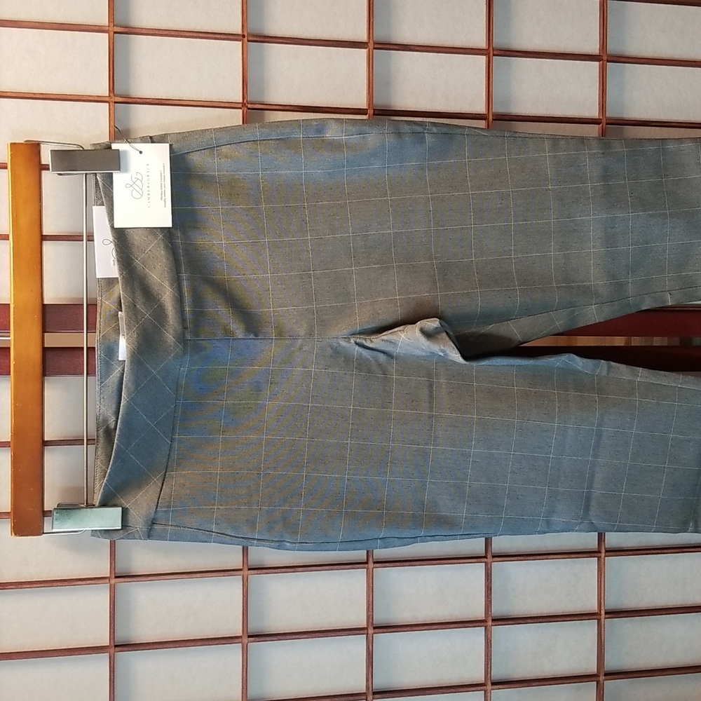 2/$30 NWT RW&Co Crop Legging - Medium
